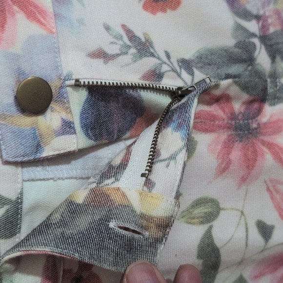 Eric Alexandre | Floral Women's Pants - Picture 4 of 14